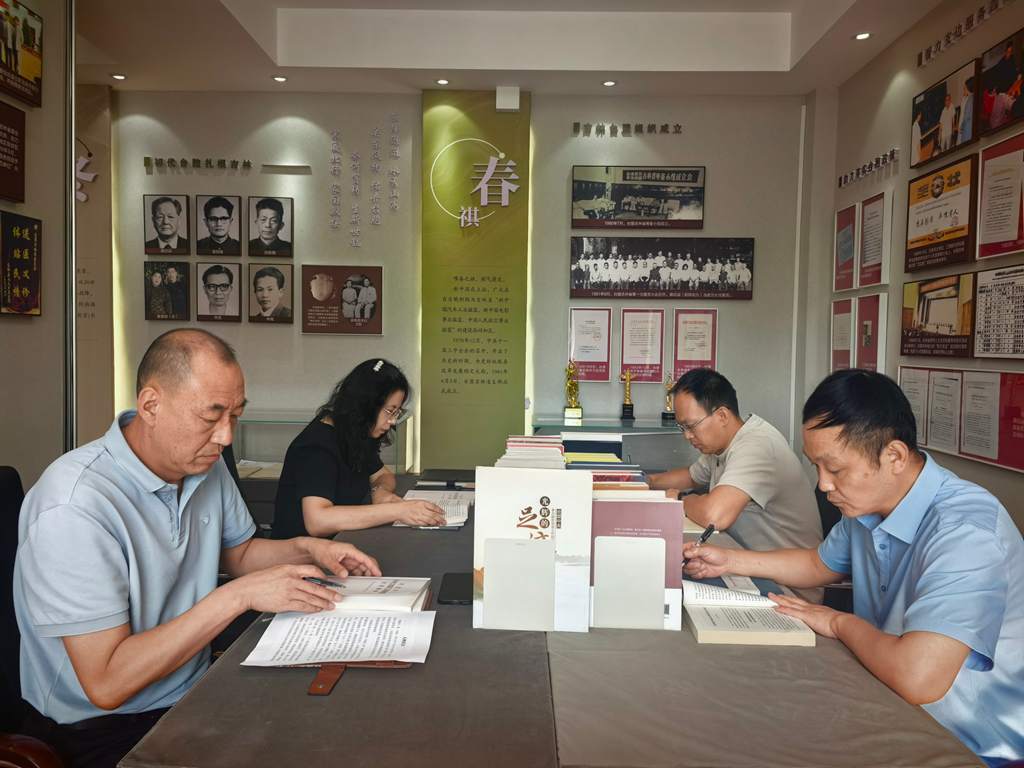 台盟吉林省委会组宣处开展专题学习